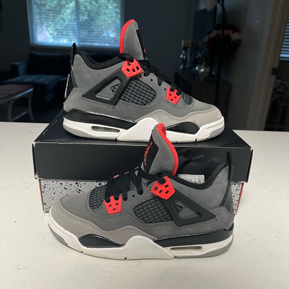 Jordan 4 infrared